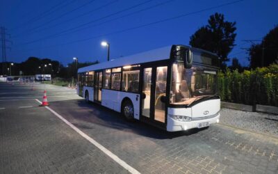 Prawo jazdy kat. D i szkolenia dla kierowców zawodowych – zdobądź kwalifikacje i rozpocznij pracę za kierownicą autobusu